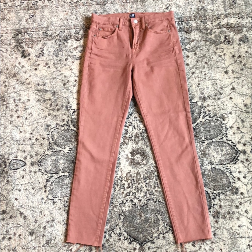 Gap High Rise True Skinny Jean